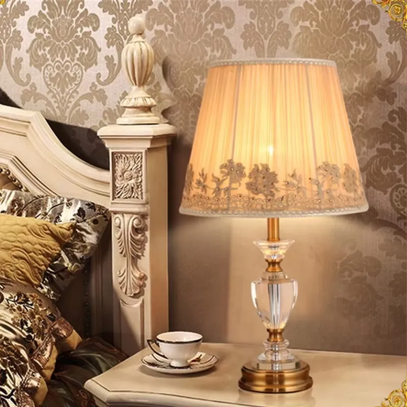 Light Switch - Modern Kristal LED Masa Lambası, Lüks